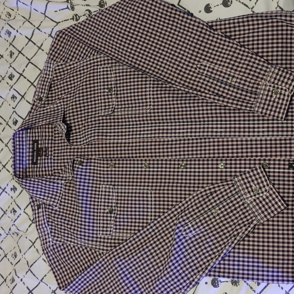 Dress shirt by Micheal kors tailored fit size sml